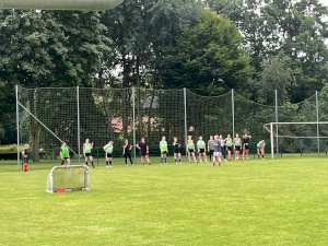 1. Training der Damenmannschaft