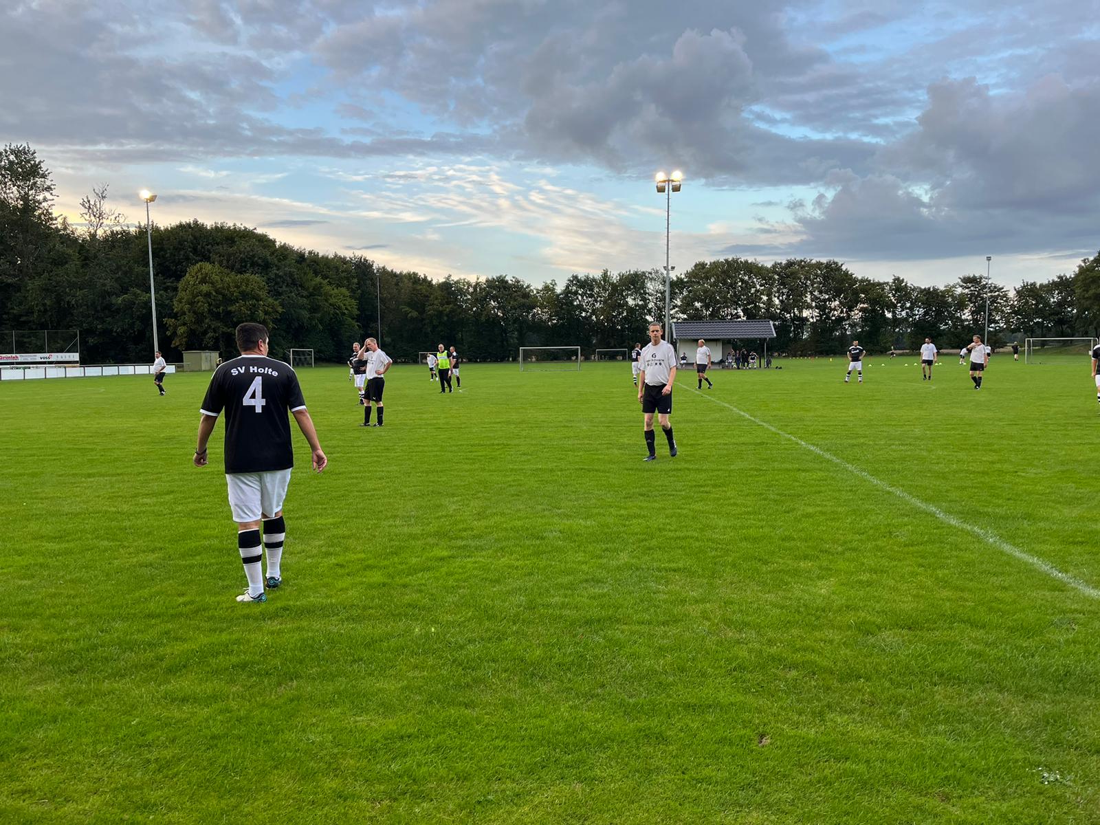AH gewinnt 2:1 gegen SV Holte