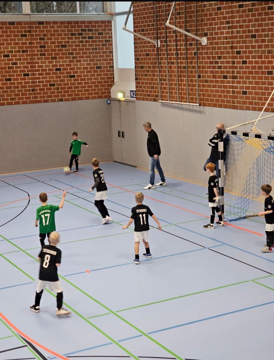 F-Jugend belegt 2. Platz beim Hallenturnier