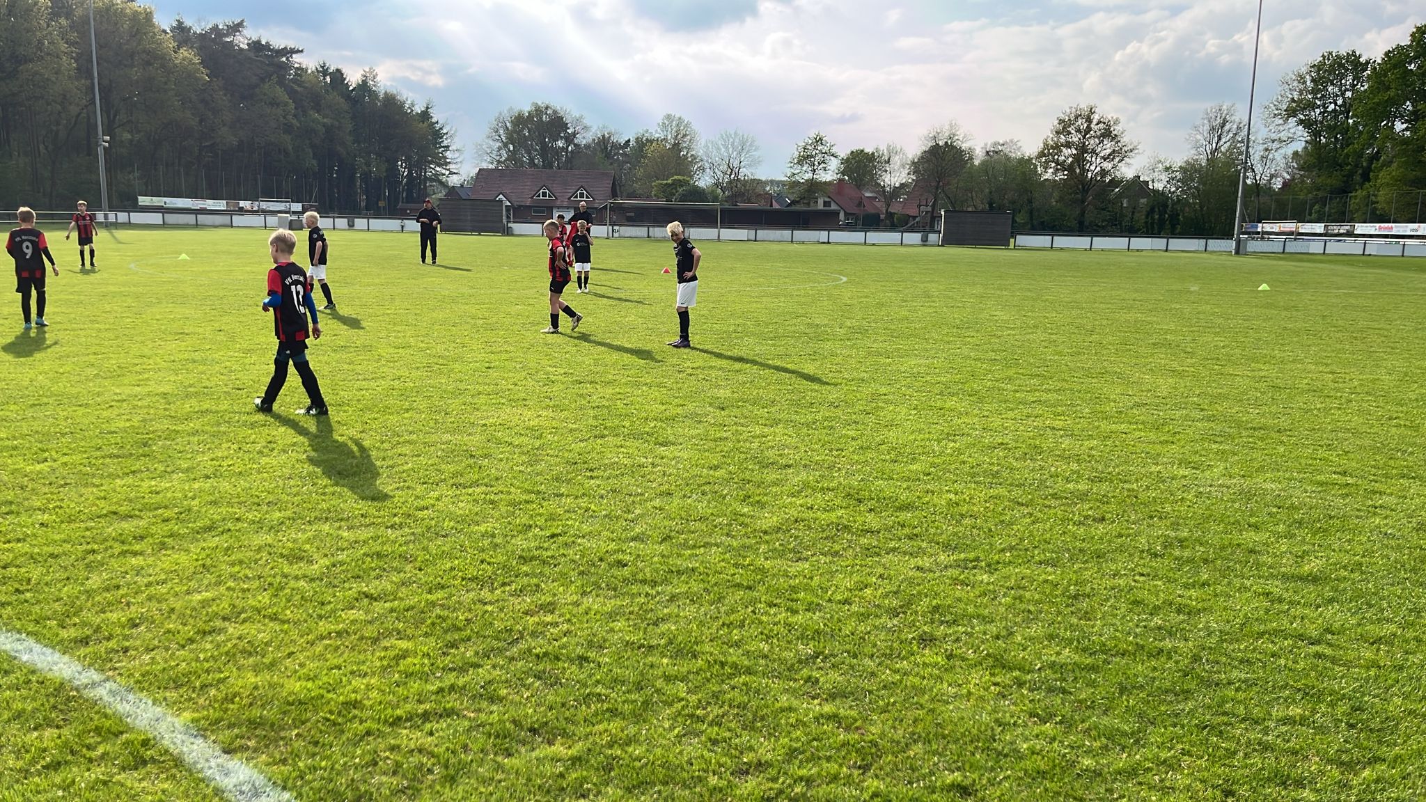 E-Jugend schlägt Herzlake im Derby mit 4:3