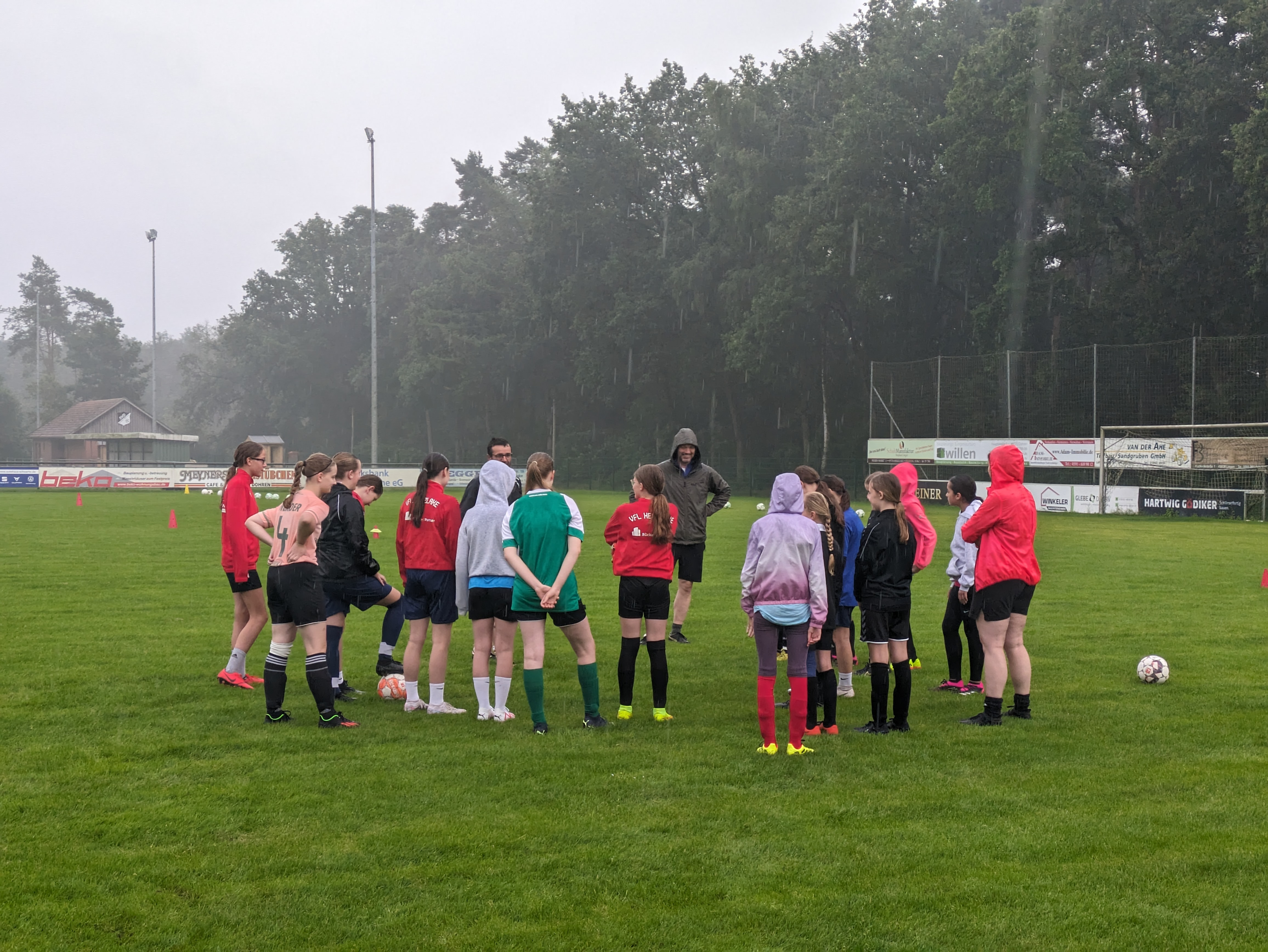 Mädchenmannschaften mit Trainingsauftakt