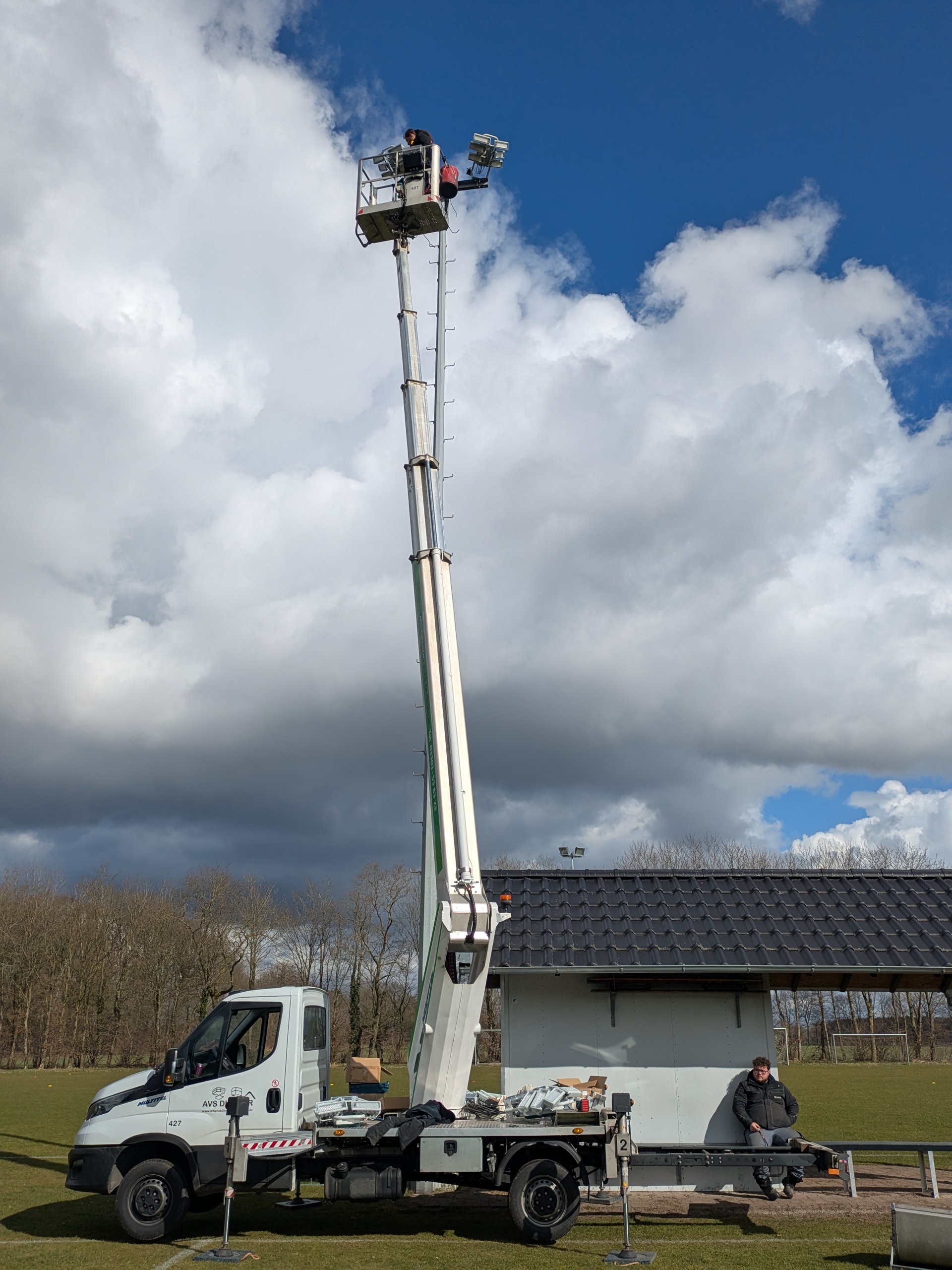 Umrüstung der Flutlichtanlage fertiggestellt