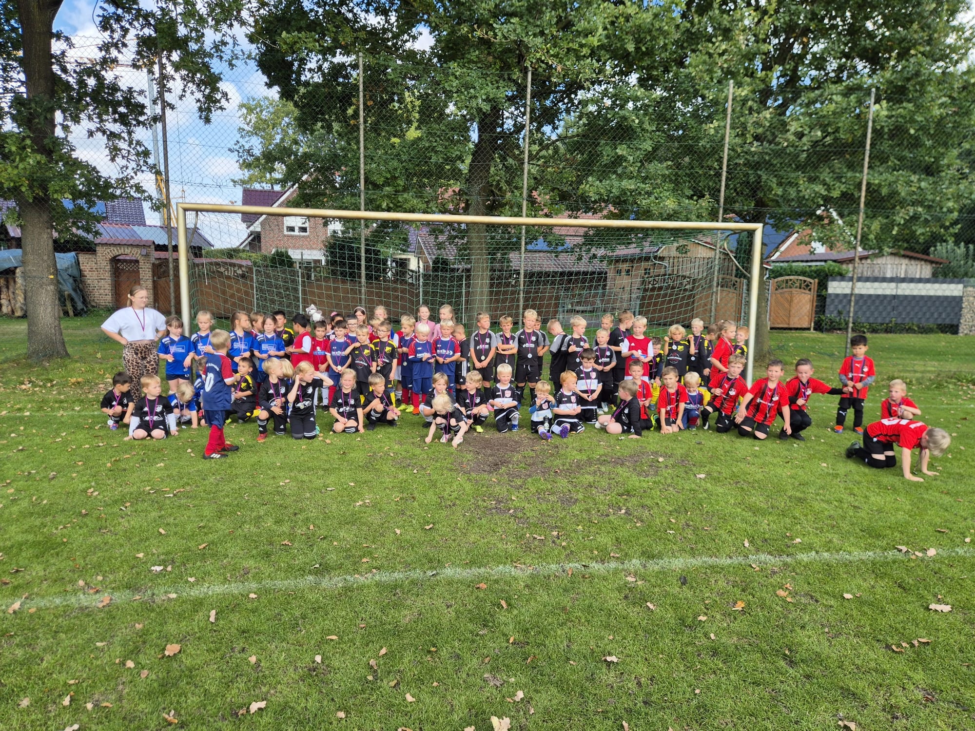 SV Dohren "Minis" spielen in Apeldorn